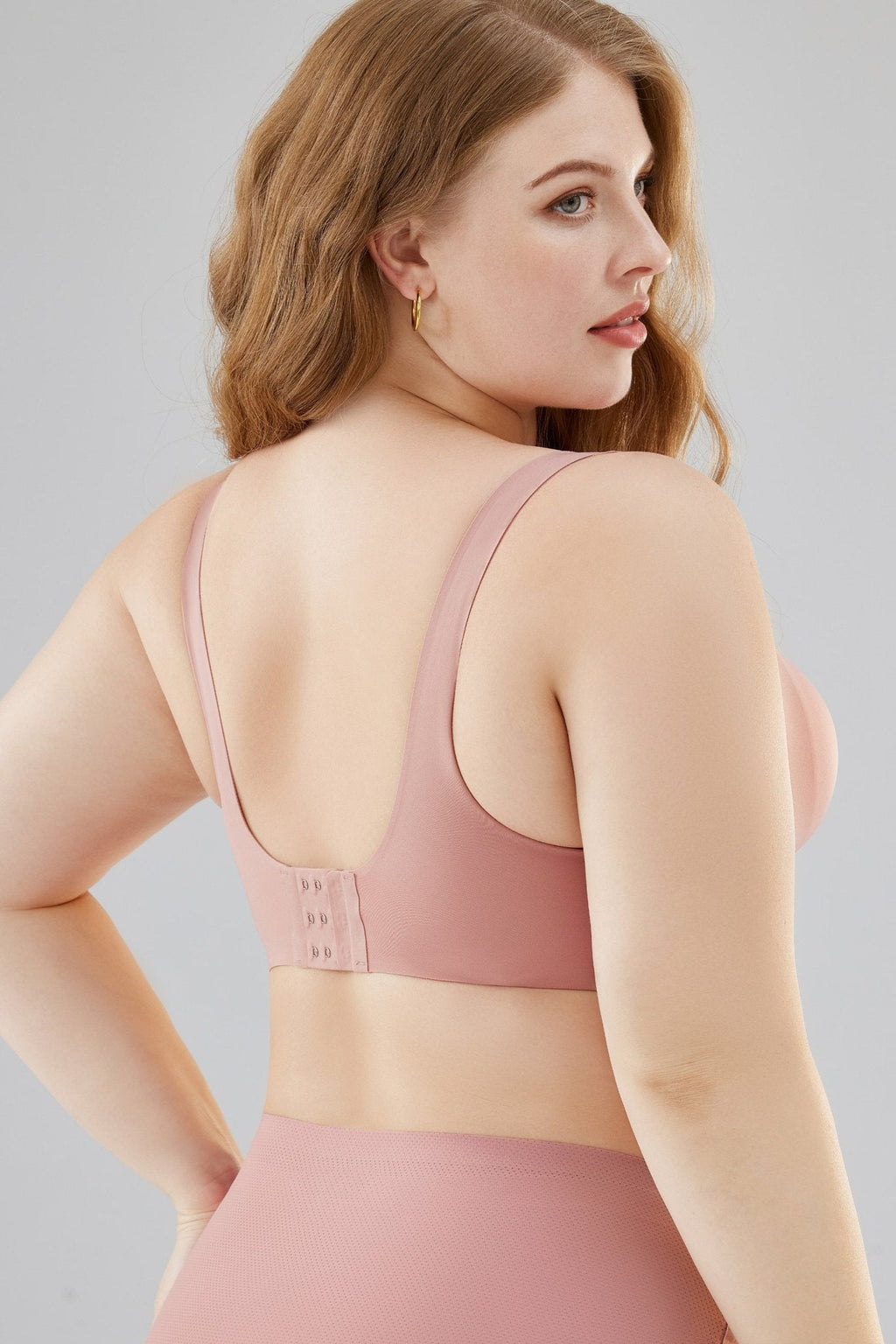 Buy 1 Get 1 FREE   Easy Pieces™️ Curvy Embrace Seamless Wire-Free Support Bra